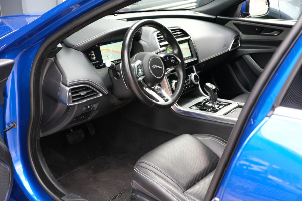 Jaguar XE 2.0 P250 R-Dynamic SE *74dkm* Leder/Navi/Camera/''19 LMV/Apple Carplay