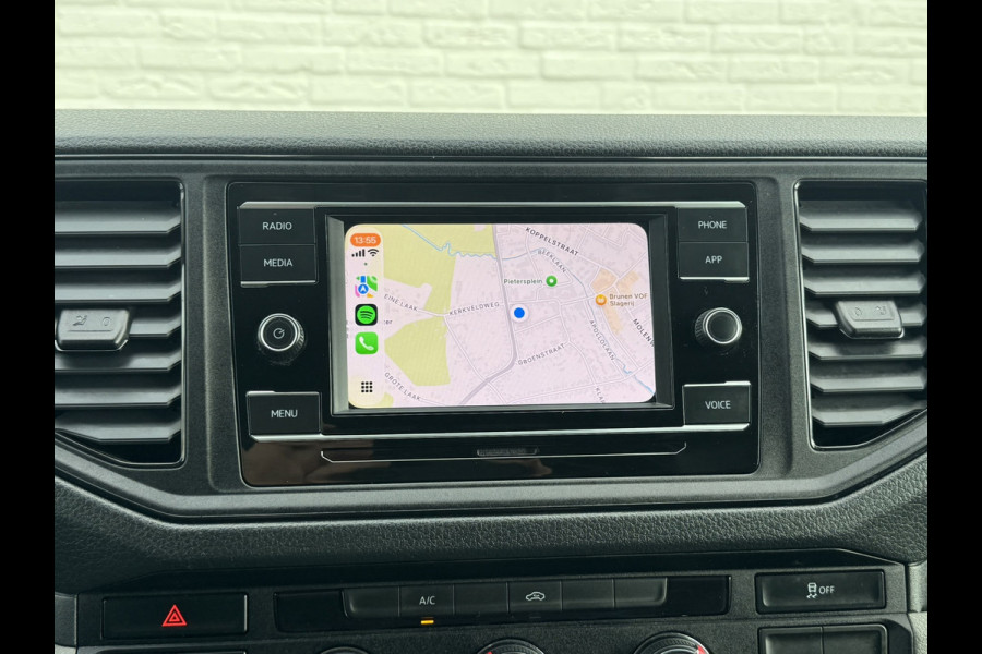 Volkswagen Crafter 35 2.0 TDI L3H3 RWD Camera Carplay Cruise Navigatie Laadruimte betimmert