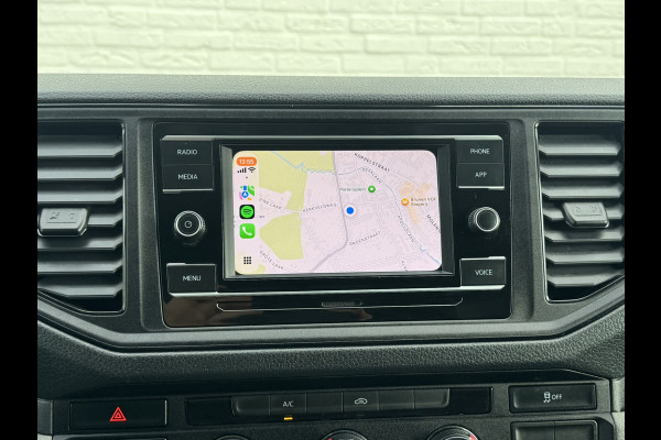 Volkswagen Crafter 35 2.0 TDI L3H3 RWD Camera Carplay Cruise Navigatie Laadruimte betimmert
