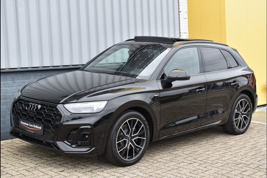 Audi Q5 55 TFSI e S-Line 367 Pk Pano Rs-Stoelen Luchtvering Sfeer Keyless Trekhaak 20 Inch