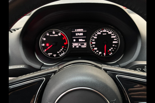 Audi Q2 1.0 TFSI Sport Pro Line S / Navigatie