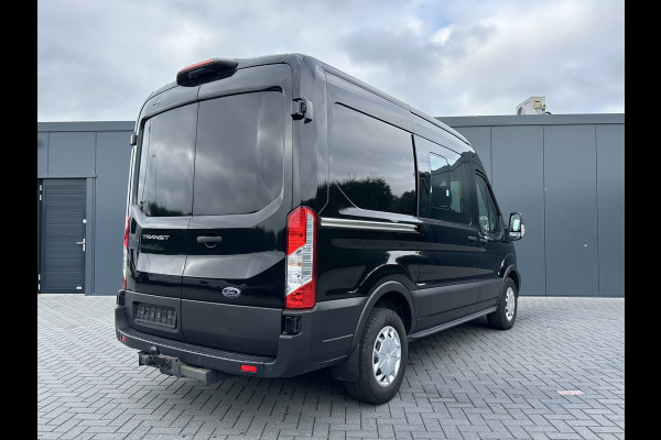 Ford Transit 350 2.0 TDCI 170 PK / L2H2 / DUBBEL CABINE / WORDT VERWACHT / TREKHAAK / CAMERA / AIRCO / CRUISE