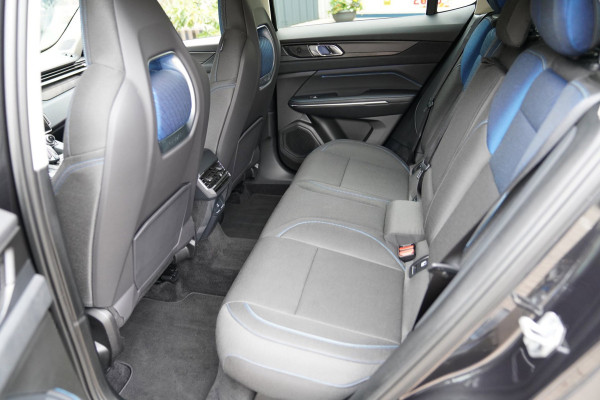 Lynk & Co 01 1.5 | Prijs rijklaar incl. 12 mnd garantie | Pdc Panoramadak Lmv Navi Apple carplay/Android auto Camera