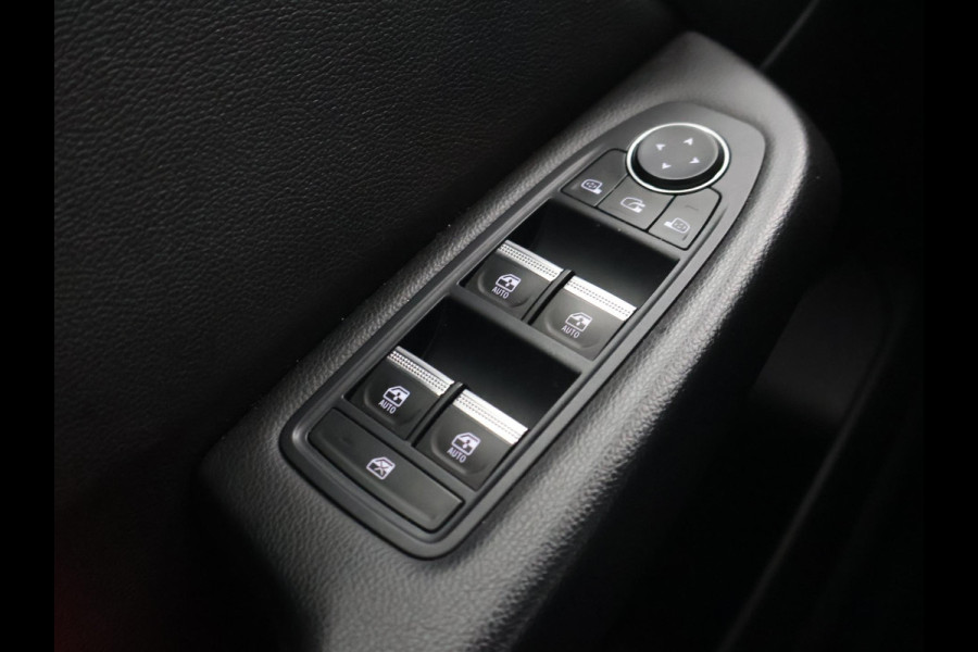 Renault Clio 1.0 TCe INTENS + GROOT SCHERM NAVIGATIE | CAMERA | SFEERVERLICHTING | APPLE CARPLAY | LED