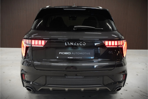 Lynk & Co 01 1.5 Black Edition | Panoramadak | Stoelverwarming | Keyless | Apple Carplay | Memory Seat | Adaptive Cruise Control | Infinity | Navigatie | 360 Camera | Parkeersensoren | Ambiance Verlichting | SOH 94.88%