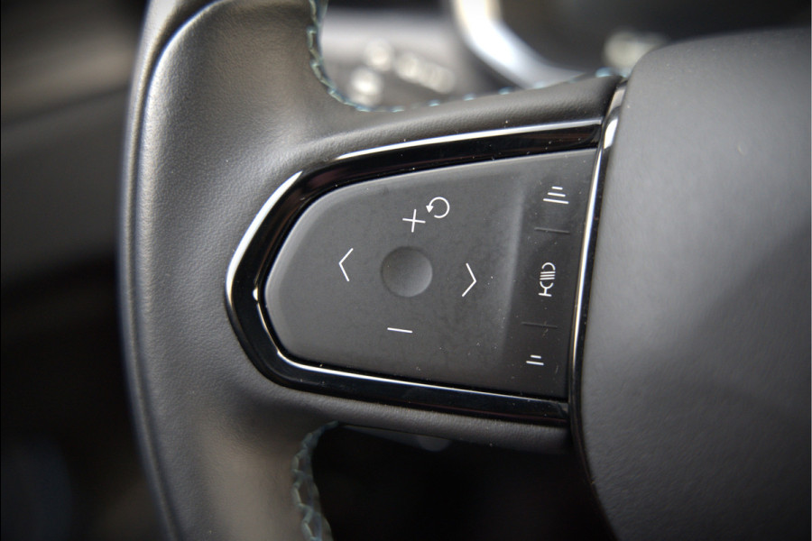 Lynk & Co 01 1.5 Black Edition | Panoramadak | Stoelverwarming | Keyless | Apple Carplay | Memory Seat | Adaptive Cruise Control | Infinity | Navigatie | 360 Camera | Parkeersensoren | Ambiance Verlichting | SOH 94.88%