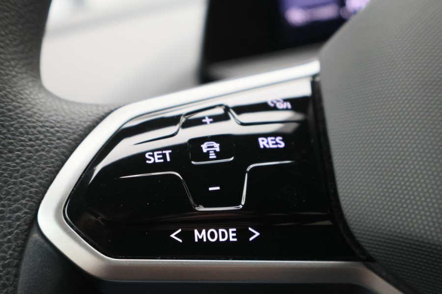 Volkswagen ID.4 Pro 77 kWh SOH 93%, Matrix LED, Apple Carplay, ACC, Lane Assist, PDC