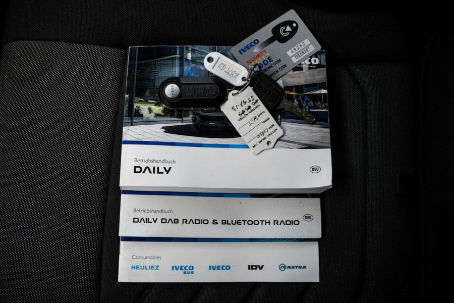 Iveco Daily 35S16 | 160PK | 3-Zits | Climatronic