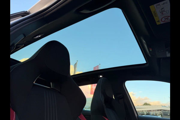 Škoda Kamiq 1.0 TSI DSG-7 Monte Carlo Vol | Pano | Camera | Parksens | Stoelverwarming | Carplay | Keyless |