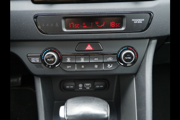 Kia Niro 1.6 GDi Hybrid 141pk Automaat ComfortLine Style | Schuifdak |