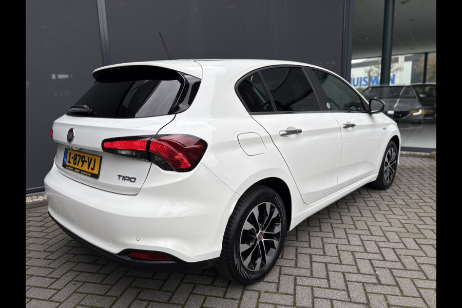 Fiat Tipo 1.4 Mirror Achteruitrijcamera - Airco - Parkeersensor achter - Licht metalen velgen 16 inch - Radio - Navigatie - Mistlampen - Led verlichting - Stuur multifunctioneel - Bluetooth - Cruise control - Ele