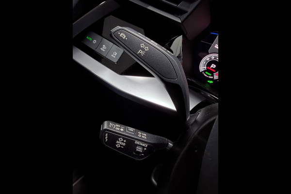 Audi A3 Sportback 45 TFSI e S edition Competition NAVI/STOEL-M/DAB/CARPLAY/ADAPT-CRUISE/V-COCKPIT///