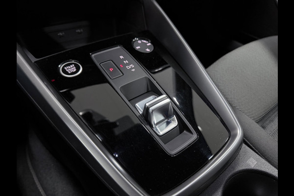Audi A3 Sportback 45 TFSI e S edition Competition NAVI/STOEL-M/DAB/CARPLAY/ADAPT-CRUISE/V-COCKPIT///