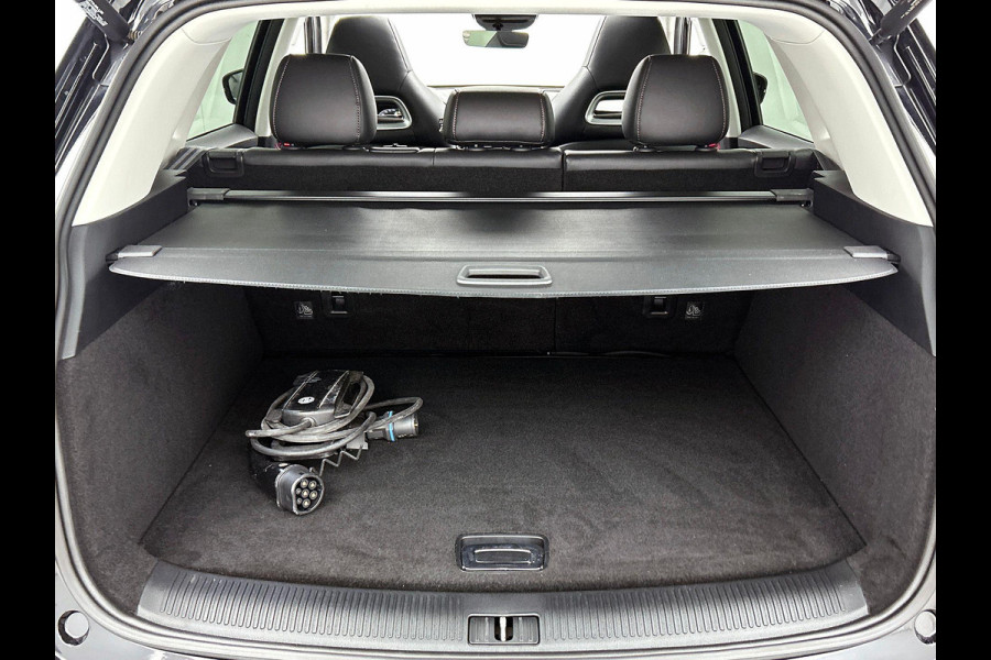 MG EHS 1.5 TGDI Luxury PANO | 360-CAMERA | AD-CRUISE | LEER
