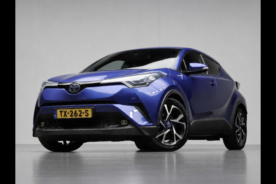 Toyota C-HR 1.8 Hybrid Style Sport (NAVI,CAMERA,STOEL/STUUR VERWARMING,CLIMATE,ADAPTIVE CRUISE,LED,GETINT,SPORTSTOELEN,LM VELGEN)