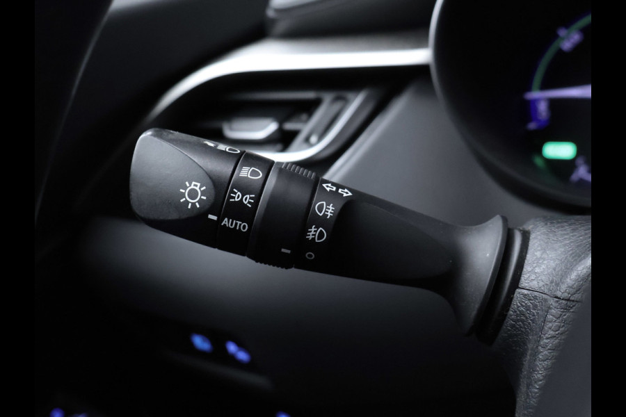 Toyota C-HR 1.8 Hybrid Style Sport (NAVI,CAMERA,STOEL/STUUR VERWARMING,CLIMATE,ADAPTIVE CRUISE,LED,GETINT,SPORTSTOELEN,LM VELGEN)