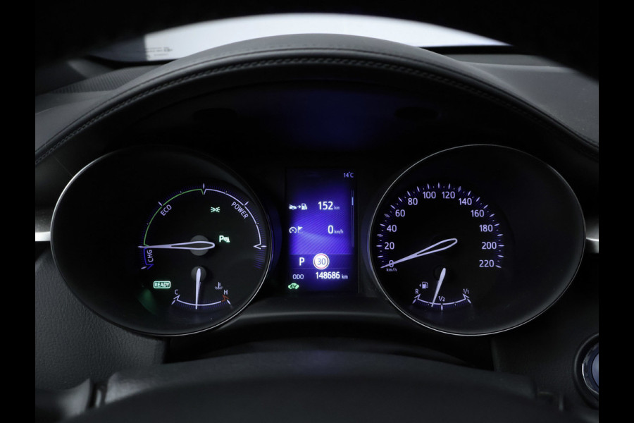 Toyota C-HR 1.8 Hybrid Style Sport (NAVI,CAMERA,STOEL/STUUR VERWARMING,CLIMATE,ADAPTIVE CRUISE,LED,GETINT,SPORTSTOELEN,LM VELGEN)
