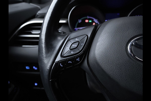 Toyota C-HR 1.8 Hybrid Style Sport (NAVI,CAMERA,STOEL/STUUR VERWARMING,CLIMATE,ADAPTIVE CRUISE,LED,GETINT,SPORTSTOELEN,LM VELGEN)