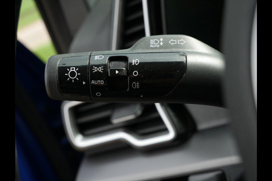Kia Sportage 1.6 T-GDi 230pk Hybrid AT6 DynamicLine | Privacy | Carplay | Camera |
