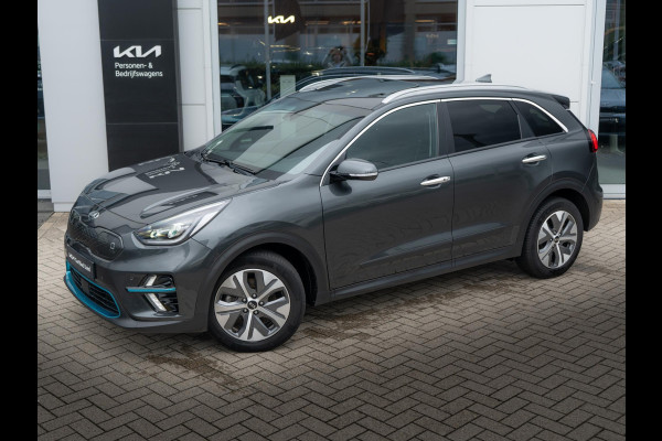 Kia e-Niro DynamicPlusLine 64 kWh SOH 98 % |Stoel en stuurverwarming | Schuif/-kanteldak | Achteruitrijcamera | Navigatie | Carplay | PDC voor & achter | Achteruitrijcamera