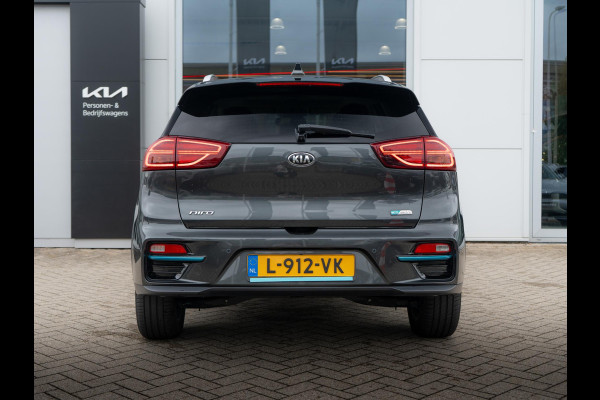 Kia e-Niro DynamicPlusLine 64 kWh SOH 98 % |Stoel en stuurverwarming | Schuif/-kanteldak | Achteruitrijcamera | Navigatie | Carplay | PDC voor & achter | Achteruitrijcamera