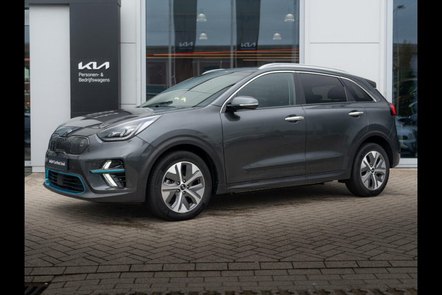 Kia e-Niro DynamicPlusLine 64 kWh SOH 98 % |Stoel en stuurverwarming | Schuif/-kanteldak | Achteruitrijcamera | Navigatie | Carplay | PDC voor & achter | Achteruitrijcamera
