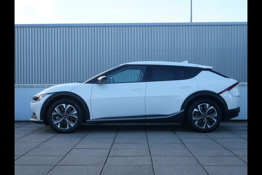 Kia Ev6 Light Edition 58 kWh | Camera | Carplay | Navi | Adaptief | Stoel/Stuurverwarming