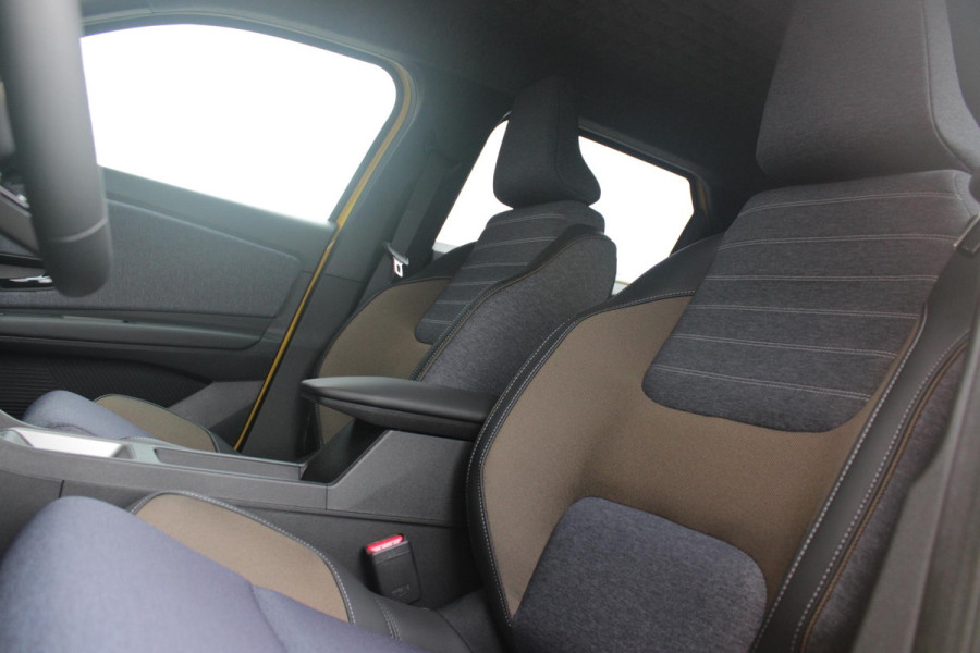 Renault 5 COMFORT RANGE TECHNO 150PK 52 kWh *NIEUWE AUTO!* | PACK WINTER TECHNO: (ELEKTRISCH VERWARMBARE VOORSTOELEN, ELEKTRISCH VERWARMBAAR STUURWIEL, BESTUUDERSSTOEL MET ELEKTRSCH VERSTELBARE LENDESTEUN, IN HOOGTE VERSTELBARE PASSAGIERSSTOEL) | ZWART DAK | LICHTMETALEN VELGEN 18" | ADAPTIVE CRUISE CONTROL | FULL LED KOPLAMPEN MET FRANSE VLAG | ELEKTRTISCH INKLABARE EN VERWARMBARE BUITENSPIEGELS | ACHTERUITRIJ CAMERA | SFEER VERLICHTING | GOOGLE MAPS NAVIGATIE | DRAADLOZE TELEFOONLADER | PRIVACY GLASS | 100KW SNELLAAD FUNCTIE | DRAADLOZE APPLE CARPLAY/ANDROID AUTO | DAB+ RADIO