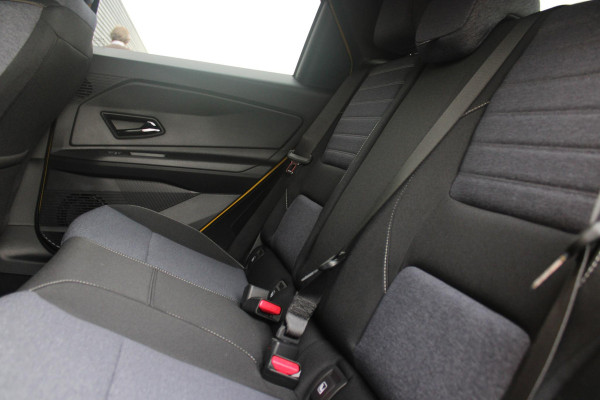 Renault 5 COMFORT RANGE TECHNO 150PK 52 kWh *NIEUWE AUTO!* | PACK WINTER TECHNO: (ELEKTRISCH VERWARMBARE VOORSTOELEN, ELEKTRISCH VERWARMBAAR STUURWIEL, BESTUUDERSSTOEL MET ELEKTRSCH VERSTELBARE LENDESTEUN, IN HOOGTE VERSTELBARE PASSAGIERSSTOEL) | ZWART DAK | LICHTMETALEN VELGEN 18" | ADAPTIVE CRUISE CONTROL | FULL LED KOPLAMPEN MET FRANSE VLAG | ELEKTRTISCH INKLABARE EN VERWARMBARE BUITENSPIEGELS | ACHTERUITRIJ CAMERA | SFEER VERLICHTING | GOOGLE MAPS NAVIGATIE | DRAADLOZE TELEFOONLADER | PRIVACY GLASS | 100KW SNELLAAD FUNCTIE | DRAADLOZE APPLE CARPLAY/ANDROID AUTO | DAB+ RADIO
