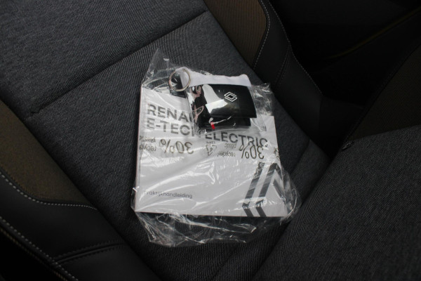 Renault 5 COMFORT RANGE TECHNO 150PK 52 kWh *NIEUWE AUTO!* | PACK WINTER TECHNO: (ELEKTRISCH VERWARMBARE VOORSTOELEN, ELEKTRISCH VERWARMBAAR STUURWIEL, BESTUUDERSSTOEL MET ELEKTRSCH VERSTELBARE LENDESTEUN, IN HOOGTE VERSTELBARE PASSAGIERSSTOEL) | ZWART DAK | LICHTMETALEN VELGEN 18" | ADAPTIVE CRUISE CONTROL | FULL LED KOPLAMPEN MET FRANSE VLAG | ELEKTRTISCH INKLABARE EN VERWARMBARE BUITENSPIEGELS | ACHTERUITRIJ CAMERA | SFEER VERLICHTING | GOOGLE MAPS NAVIGATIE | DRAADLOZE TELEFOONLADER | PRIVACY GLASS | 100KW SNELLAAD FUNCTIE | DRAADLOZE APPLE CARPLAY/ANDROID AUTO | DAB+ RADIO
