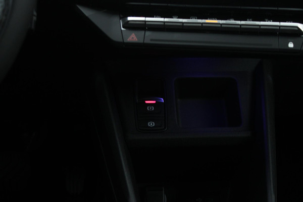 Renault 5 COMFORT RANGE TECHNO 150PK 52 kWh *NIEUWE AUTO!* | PACK WINTER TECHNO: (ELEKTRISCH VERWARMBARE VOORSTOELEN, ELEKTRISCH VERWARMBAAR STUURWIEL, BESTUUDERSSTOEL MET ELEKTRSCH VERSTELBARE LENDESTEUN, IN HOOGTE VERSTELBARE PASSAGIERSSTOEL) | ZWART DAK | LICHTMETALEN VELGEN 18" | ADAPTIVE CRUISE CONTROL | FULL LED KOPLAMPEN MET FRANSE VLAG | ELEKTRTISCH INKLABARE EN VERWARMBARE BUITENSPIEGELS | ACHTERUITRIJ CAMERA | SFEER VERLICHTING | GOOGLE MAPS NAVIGATIE | DRAADLOZE TELEFOONLADER | PRIVACY GLASS | 100KW SNELLAAD FUNCTIE | DRAADLOZE APPLE CARPLAY/ANDROID AUTO | DAB+ RADIO