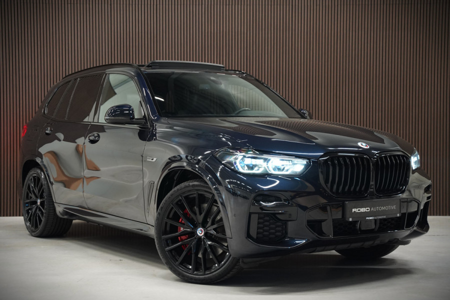 BMW X5 xDrive45e High Executive M Sport | Panoramadak | Head-Up Display | Harman Kardon | Camera | Stoelverwarming | Softclose | Memory Seat | Luchtvering | Laser | Adaptive Cruise Control | Trekhaak | Achterbank Verwarmd | App