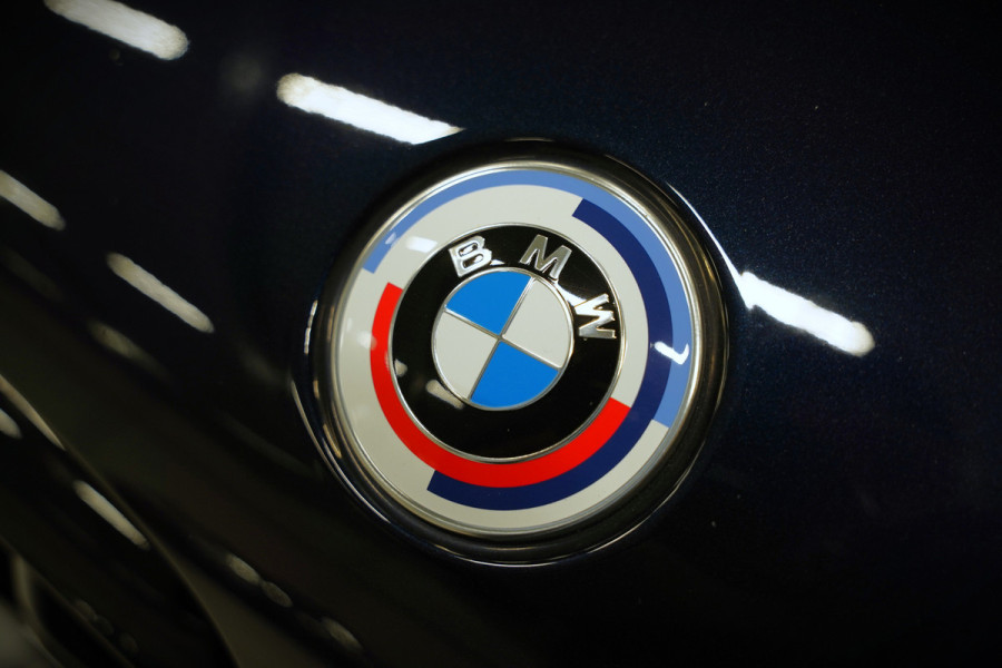 BMW X5 xDrive45e High Executive M Sport | Panoramadak | Head-Up Display | Harman Kardon | Camera | Stoelverwarming | Softclose | Memory Seat | Luchtvering | Laser | Adaptive Cruise Control | Trekhaak | Achterbank Verwarmd | App