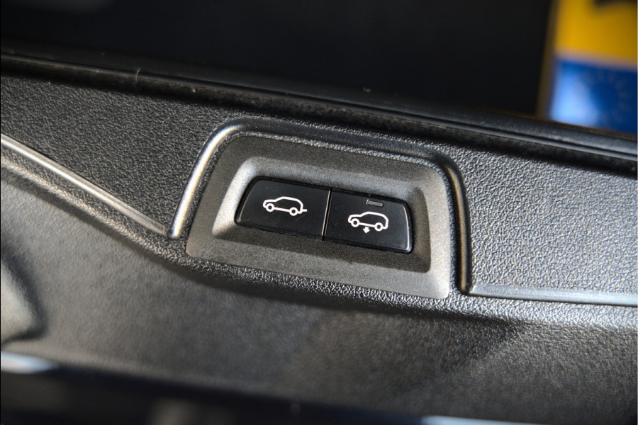 BMW X5 xDrive45e High Executive M Sport | Panoramadak | Head-Up Display | Harman Kardon | Camera | Stoelverwarming | Softclose | Memory Seat | Luchtvering | Laser | Adaptive Cruise Control | Trekhaak | Achterbank Verwarmd | App