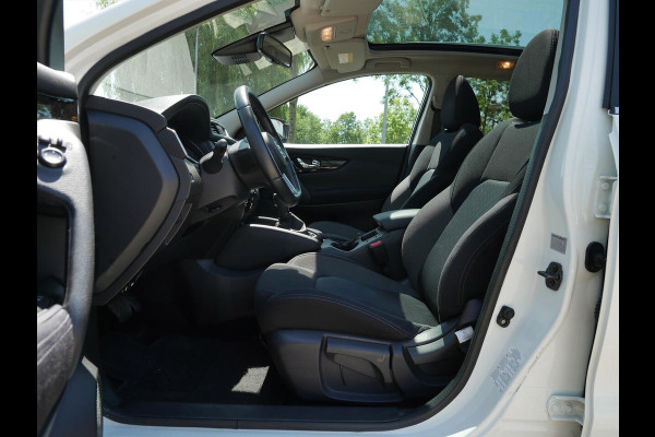 Nissan QASHQAI 1.3 DIG-T 160pk DCT Design Edition | Automaat | Pano | Stoelverwarming |