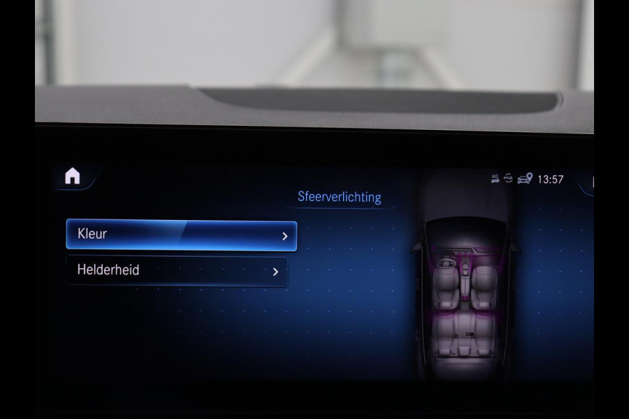Mercedes-Benz EQA 250 Business Solution Luxury 67 kWh | SOH 95,3% | Half leder | Stoelverwarming | Adaptive cruise | Camera | Park assist | Sfeerverlichting