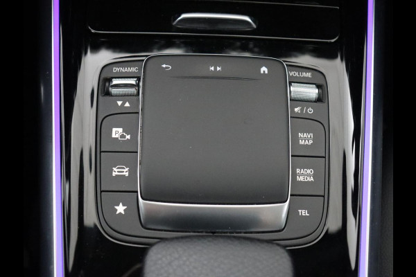 Mercedes-Benz EQA 250 Business Solution Luxury 67 kWh | SOH 95,3% | Half leder | Stoelverwarming | Adaptive cruise | Camera | Park assist | Sfeerverlichting
