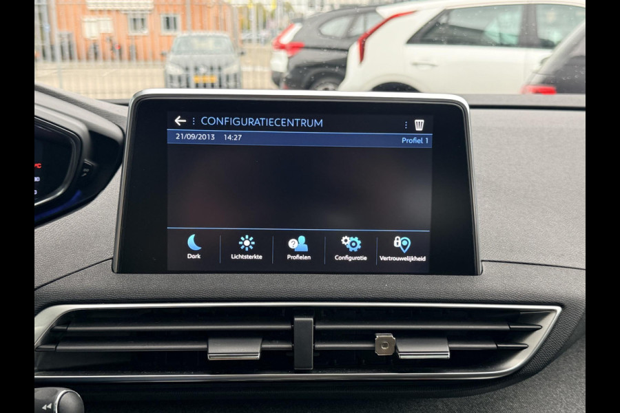 Peugeot 3008 1.2 PureTech Allure NL-AUTO | PANODAK | TREKHAAK