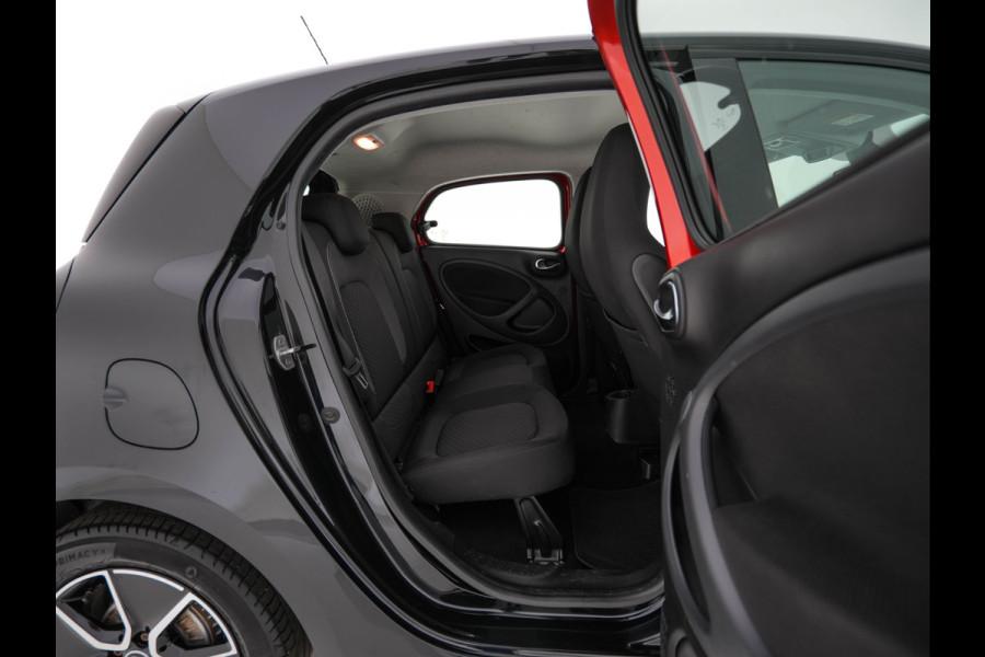 Smart Forfour EQ Passion 18 kWh (3-Fase-22kW) {SoH-95%} Aut.*FACE-LIFT | LED-LIGHTS | HEATED-COMFORTSEATS | CRUISE | ECC | DAB | SMART-AUDIO | COOL/AUDIO-PACK | 15"ALU*