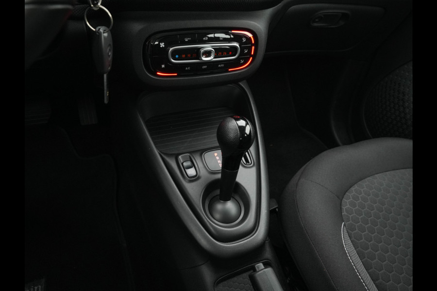 Smart Forfour EQ Passion 18 kWh (3-Fase-22kW) {SoH-95%} Aut.*FACE-LIFT | LED-LIGHTS | HEATED-COMFORTSEATS | CRUISE | ECC | DAB | SMART-AUDIO | COOL/AUDIO-PACK | 15"ALU*