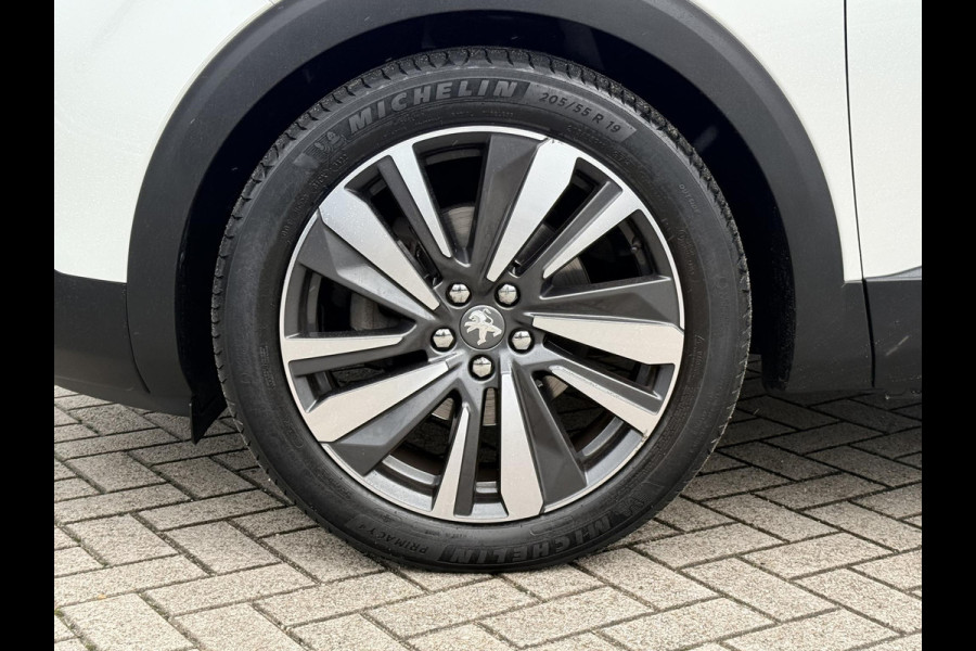 Peugeot 3008 1.2 PureTech Allure NL-AUTO | PANODAK | TREKHAAK