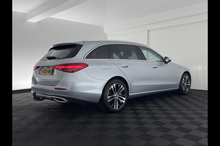 Mercedes-Benz C-Klasse Estate 300 e Luxury Line (Plug-in) [3-Fase-11kW] (INCL.BTW) Aut. *FULL-LED | AMBIENT-LIGHT | TOP-VIEW | MEMORY-PACK | WIDESCREEN-COCKPIT | HEATED-COMFORTSEATS | NAVI-FULLMAP | SHIFTPADDLES | PRIVACY-GLASS | DAB | 18''ALU*