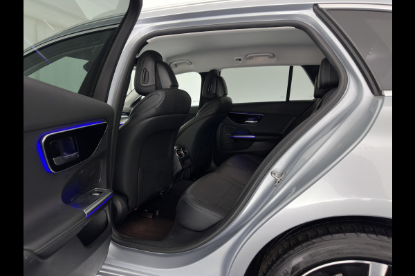 Mercedes-Benz C-Klasse Estate 300 e Luxury Line (Plug-in) [3-Fase-11kW] (INCL.BTW) Aut. *FULL-LED | AMBIENT-LIGHT | TOP-VIEW | MEMORY-PACK | WIDESCREEN-COCKPIT | HEATED-COMFORTSEATS | NAVI-FULLMAP | SHIFTPADDLES | PRIVACY-GLASS | DAB | 18''ALU*