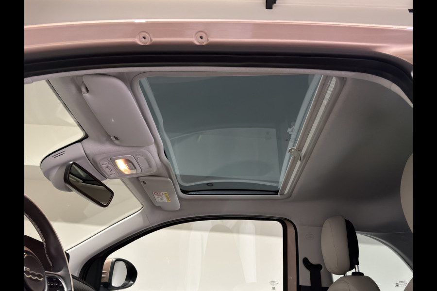 Fiat 500 La Prima 42 kWh | pano dak | Led voor \ achter licht | JBL! audio | Stoelverwarming |