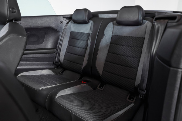 Volkswagen T-Roc Cabrio 1.5 TSI 150 PK R-Line | Dig. Cockpit | Adapt. Cruise | Stoelverw. | PDC | Carplay / Android | ECC | LM 17" |