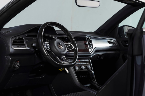 Volkswagen T-Roc Cabrio 1.5 TSI 150 PK R-Line | Dig. Cockpit | Adapt. Cruise | Stoelverw. | PDC | Carplay / Android | ECC | LM 17" |