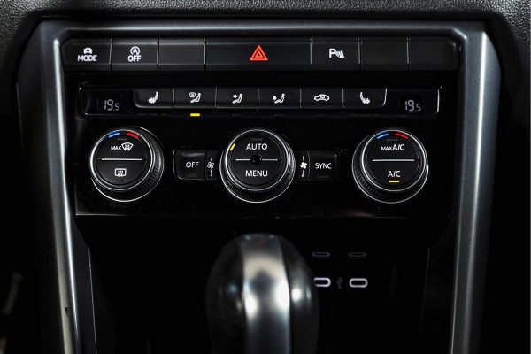 Volkswagen T-Roc Cabrio 1.5 TSI 150 PK R-Line | Dig. Cockpit | Adapt. Cruise | Stoelverw. | PDC | Carplay / Android | ECC | LM 17" |
