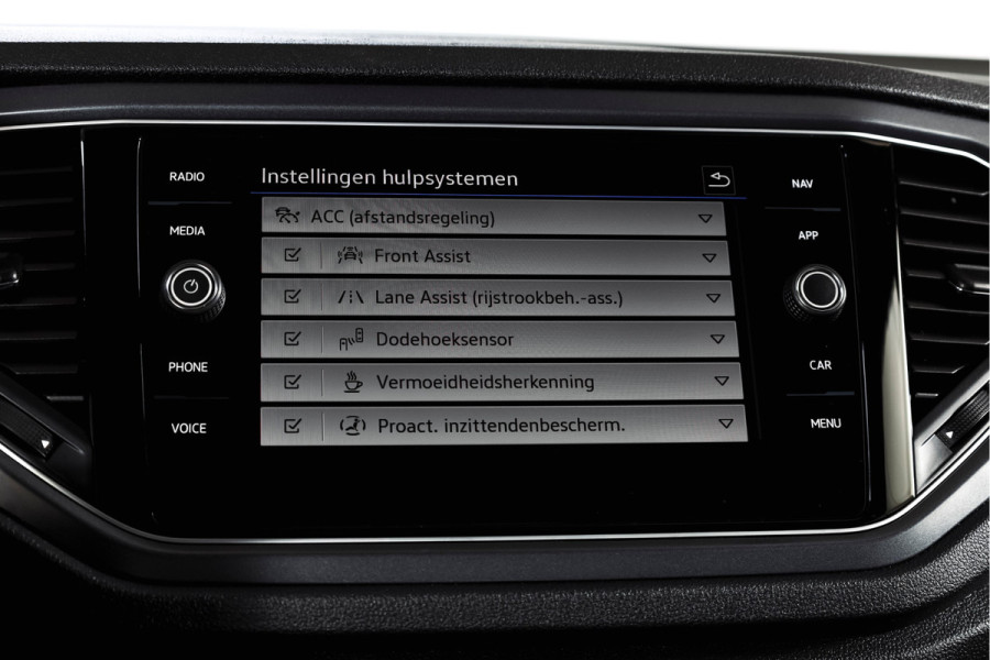 Volkswagen T-Roc Cabrio 1.5 TSI 150 PK R-Line | Dig. Cockpit | Adapt. Cruise | Stoelverw. | PDC | Carplay / Android | ECC | LM 17" |