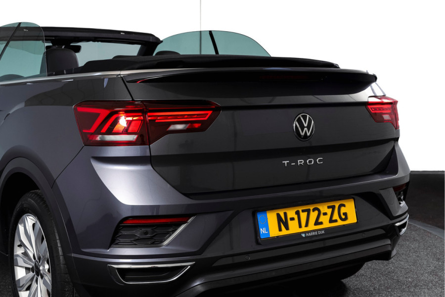Volkswagen T-Roc Cabrio 1.5 TSI 150 PK R-Line | Dig. Cockpit | Adapt. Cruise | Stoelverw. | PDC | Carplay / Android | ECC | LM 17" |