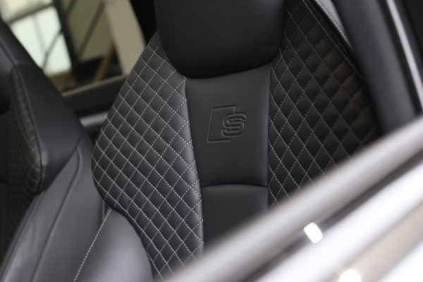 Audi S3 Sportback 2.0 TFSI Quattro *Pano*RS-Stoelen*B&O*Keyless*Camera*